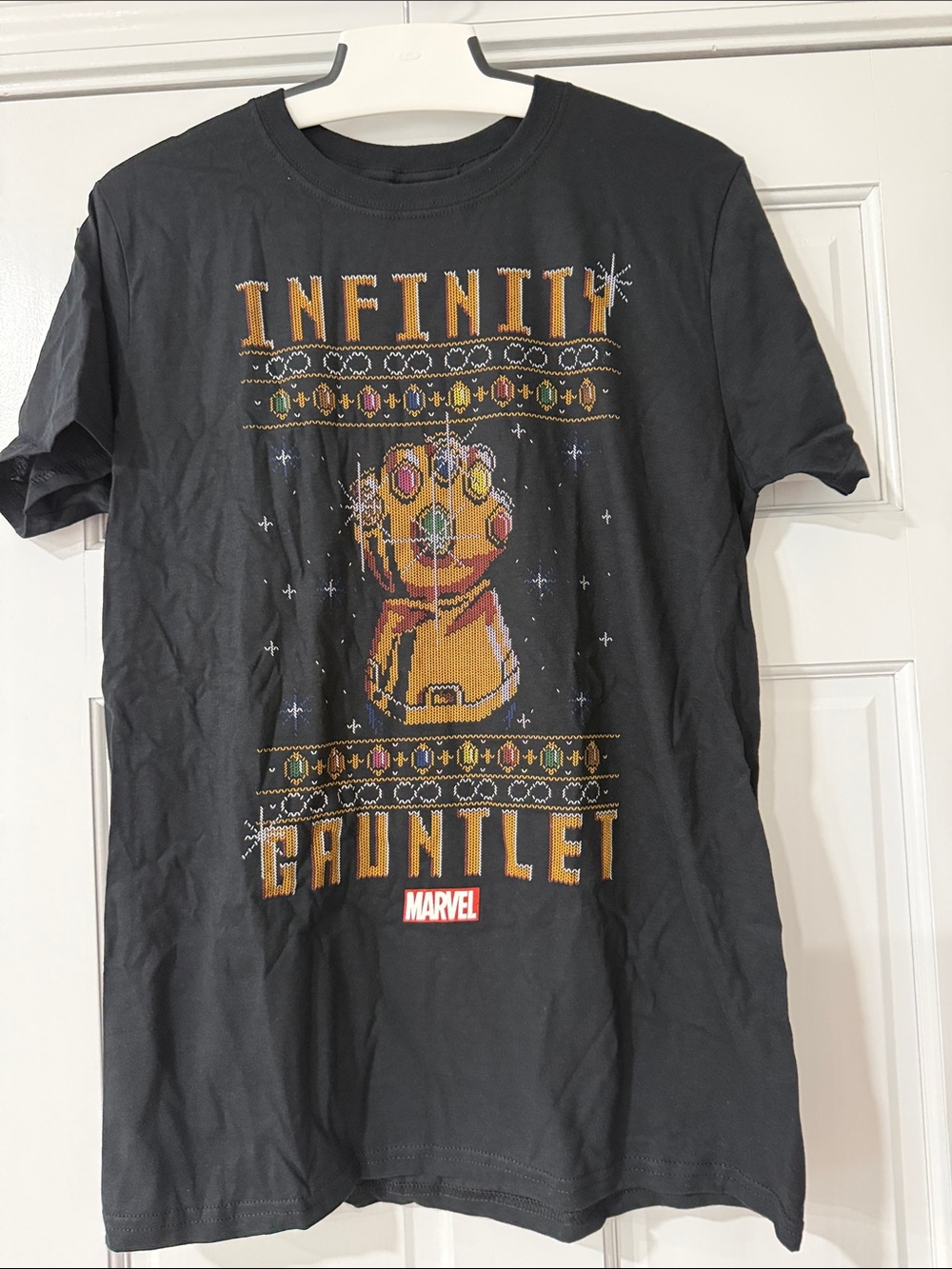 Funko Pop! Marvel Holiday T-Shirt Tees Infinity Gauntlet Christmas Shirt Size M